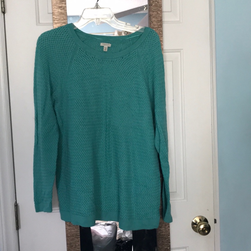 Women’s sweater